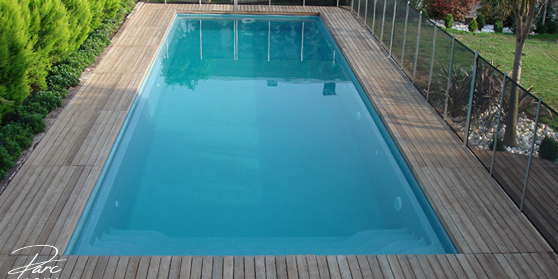 3,85x8 mt ebatlarında kendinden merdivenli polyester ctp fiberglass su dolu havuz.